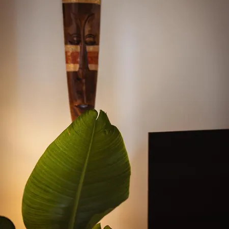 Center Apartment *